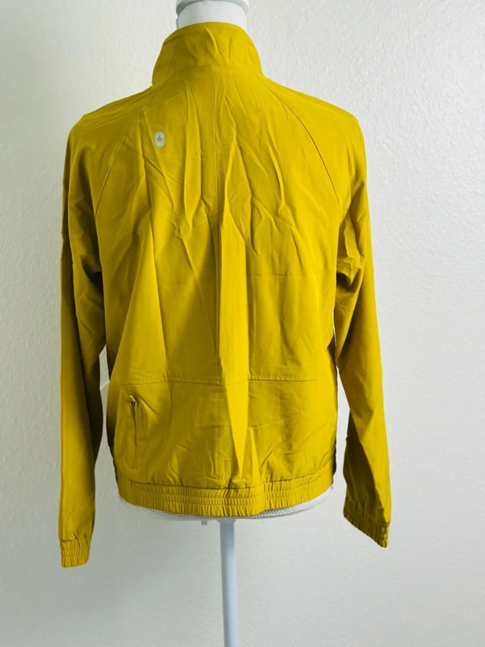 Figs zip front